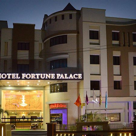 Hotel Fortune Palace Jāmnagar Εξωτερικό φωτογραφία