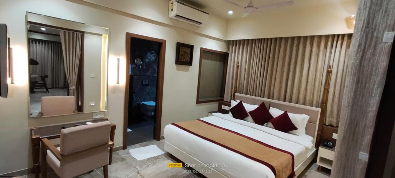 Hotel Fortune Palace Jāmnagar Εξωτερικό φωτογραφία