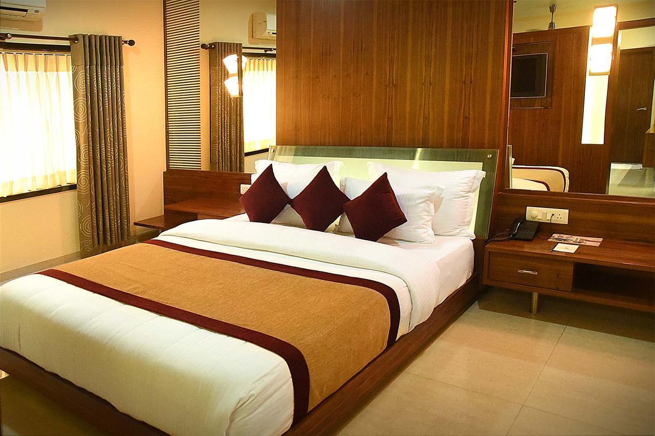 Hotel Fortune Palace Jāmnagar Εξωτερικό φωτογραφία