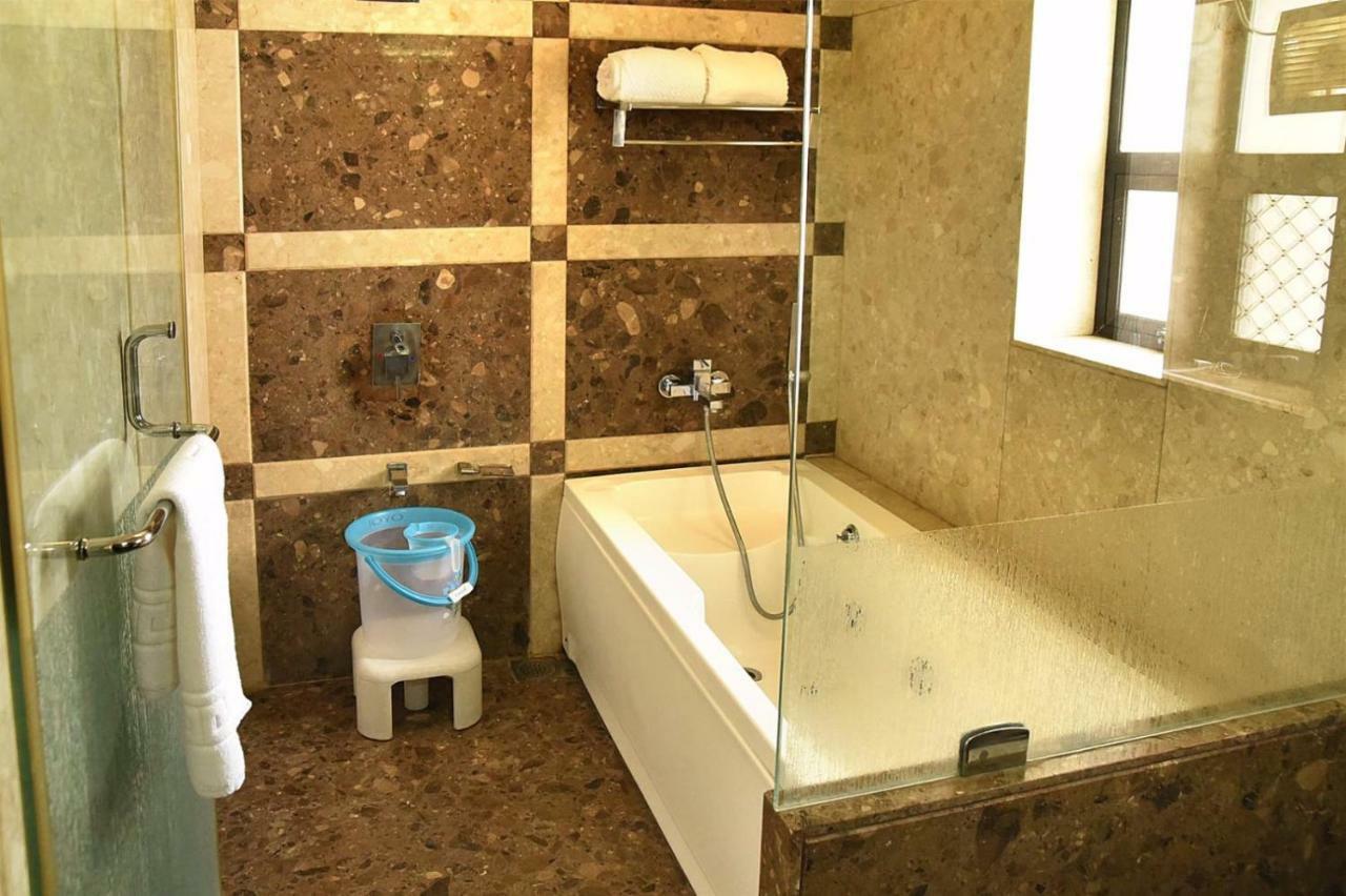 Hotel Fortune Palace Jāmnagar Εξωτερικό φωτογραφία